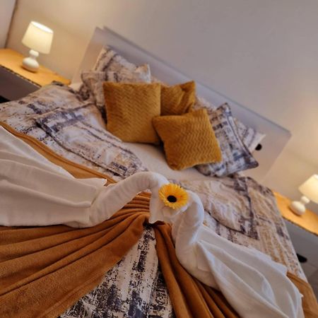 Hungary Homes Residence ヘーヴィーズ エクステリア 写真