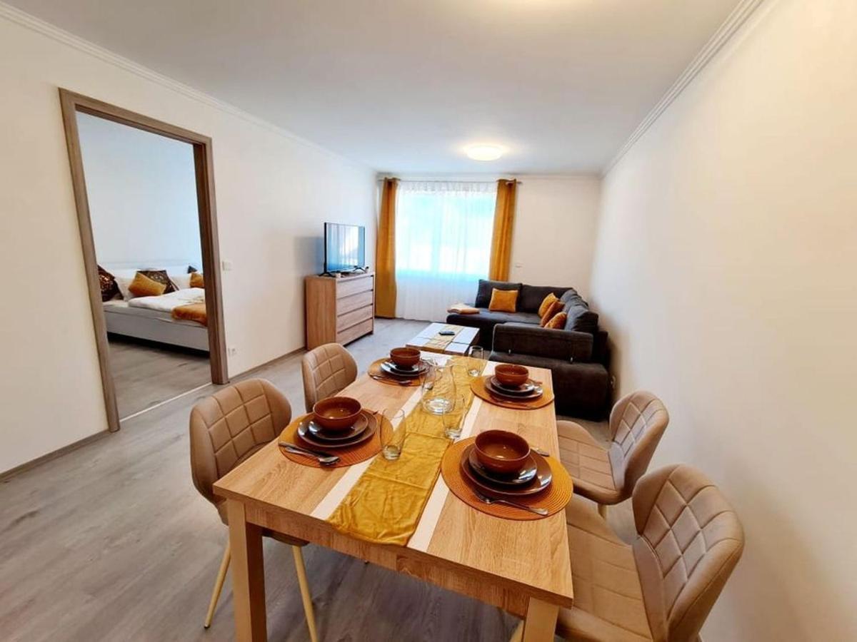 Hungary Homes Residence ヘーヴィーズ エクステリア 写真