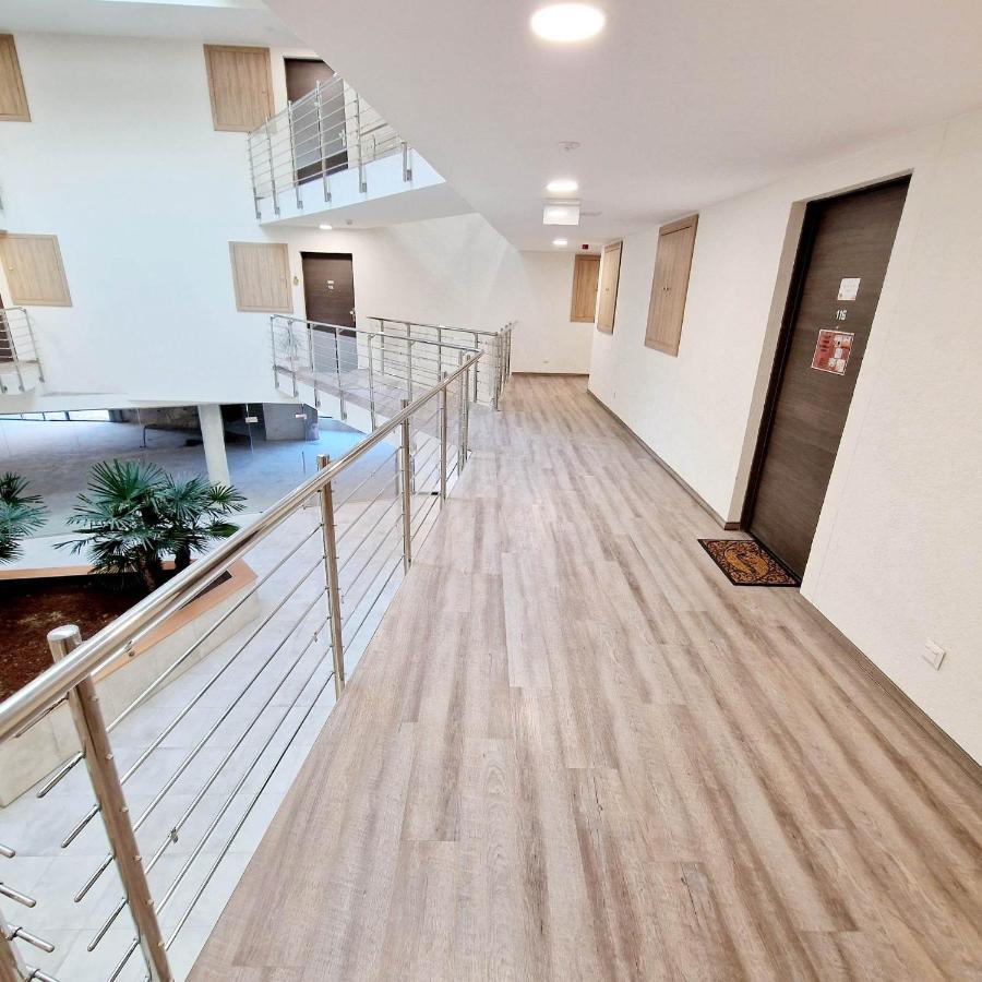 Hungary Homes Residence ヘーヴィーズ エクステリア 写真